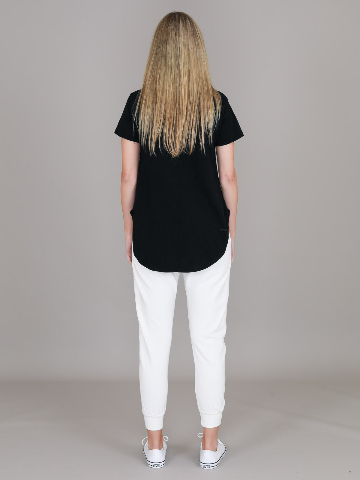 black gold star curved hem tee