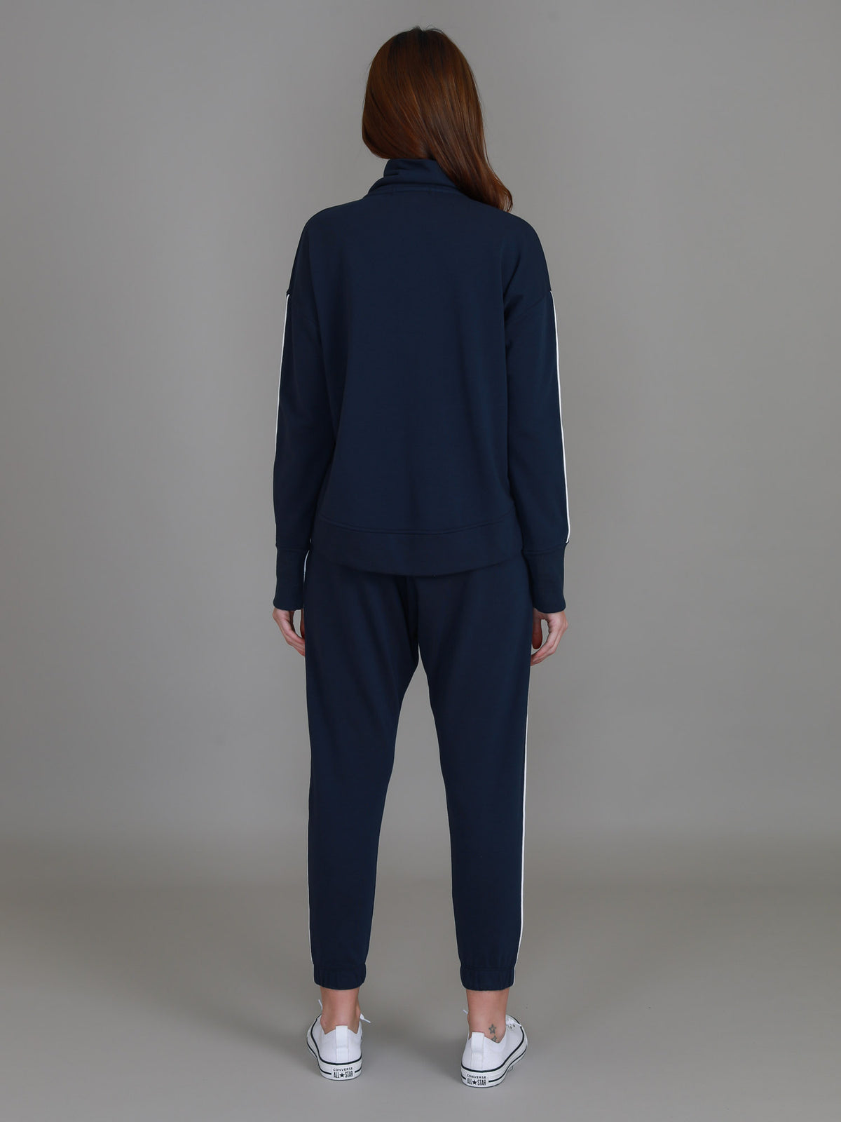activewear zip up jacket