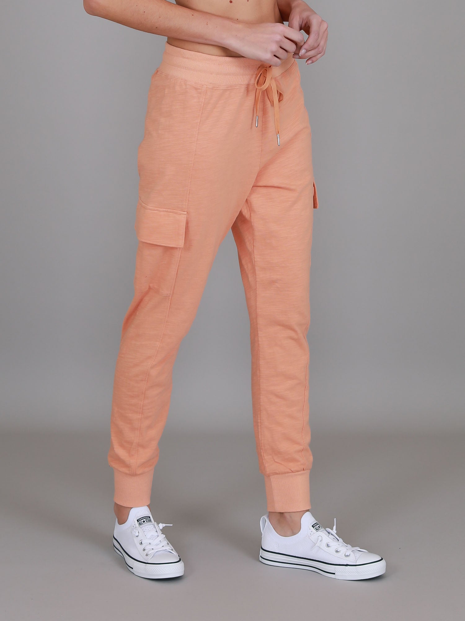 womans cargo pants #color_apricot