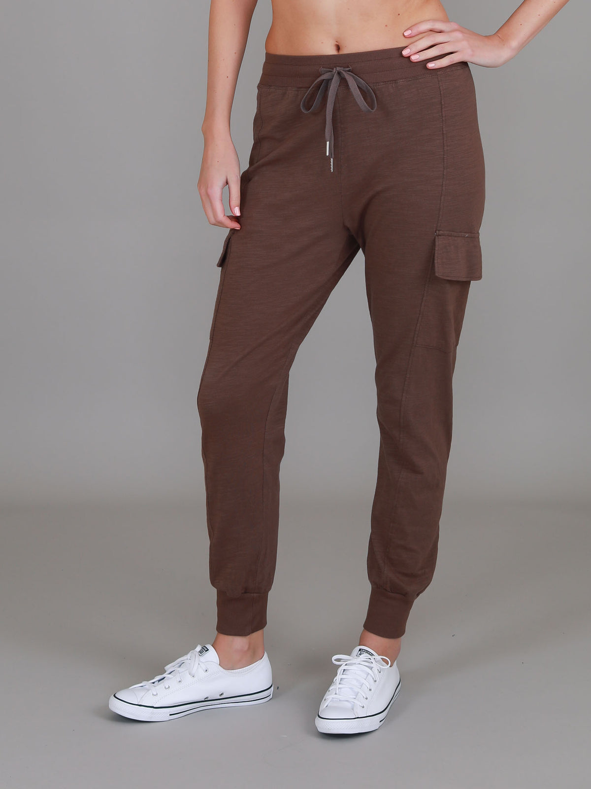 brown tapered cargo pants