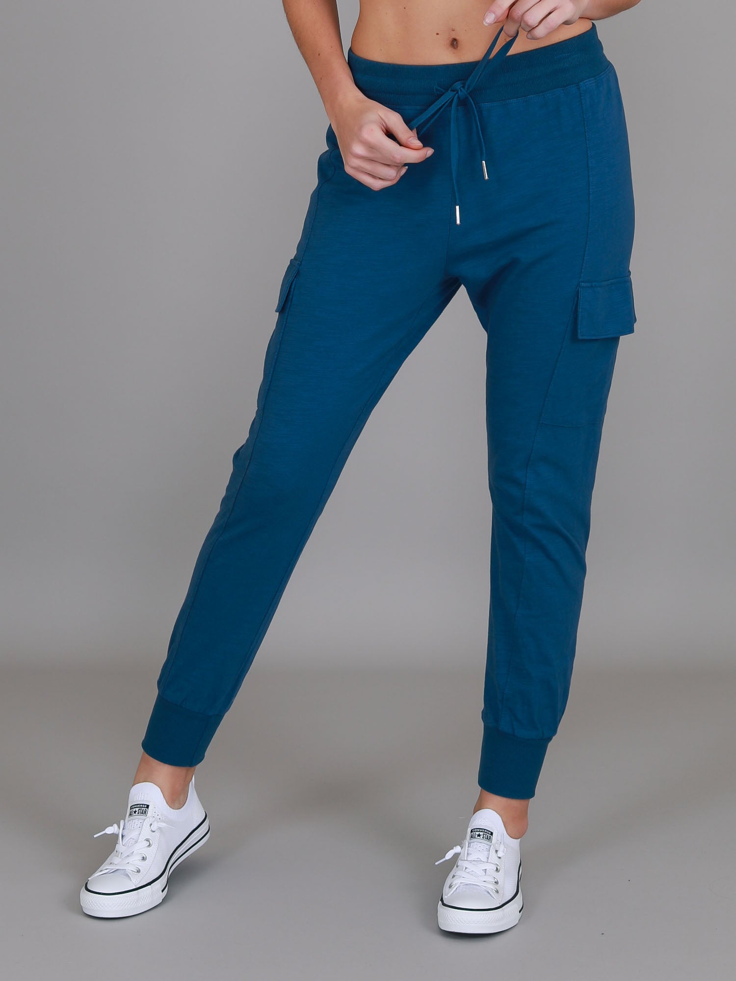 women's cargo pants #color_midnight