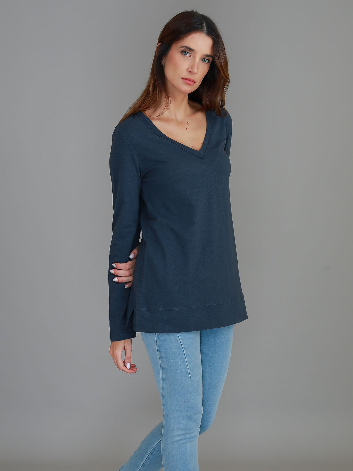 navy longline v neck long sleeve
