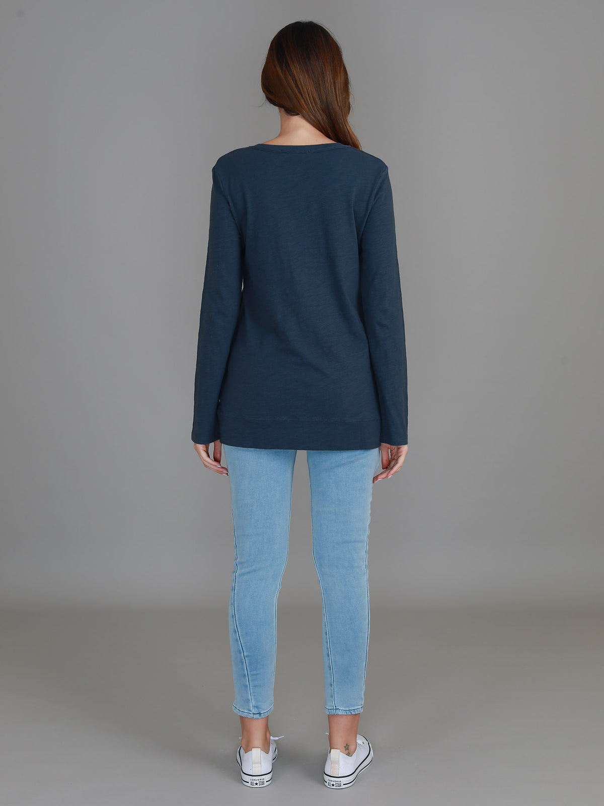 navy v neck long sleeve tee women