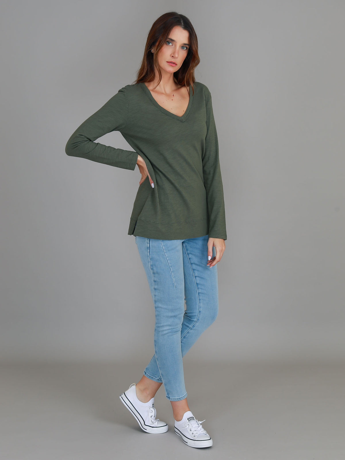 khaki longline v neck tee