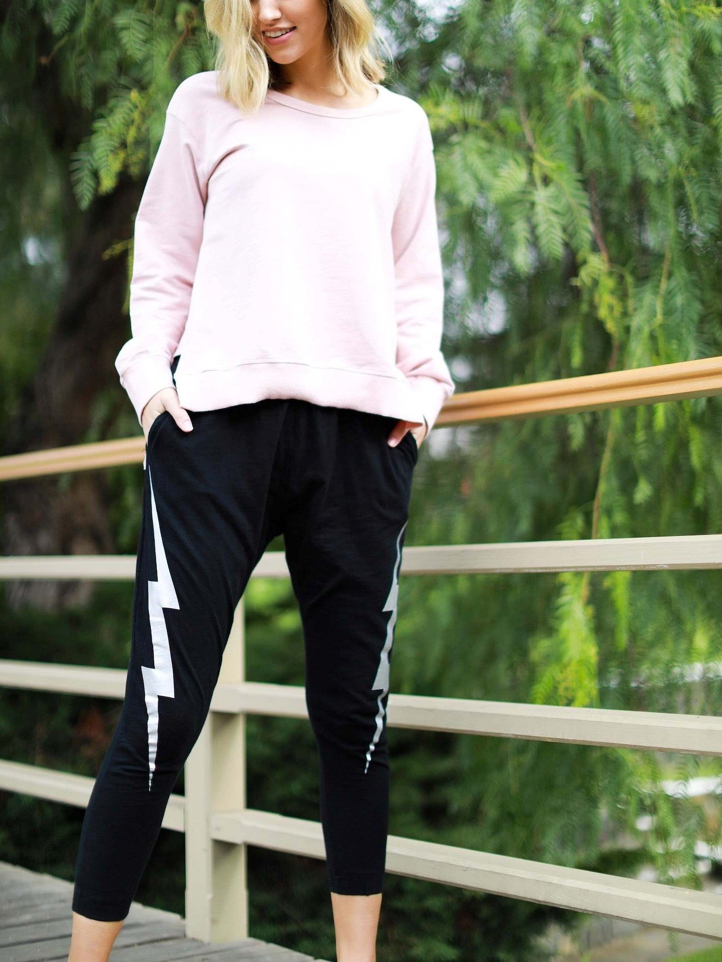 womens sweats #color_black