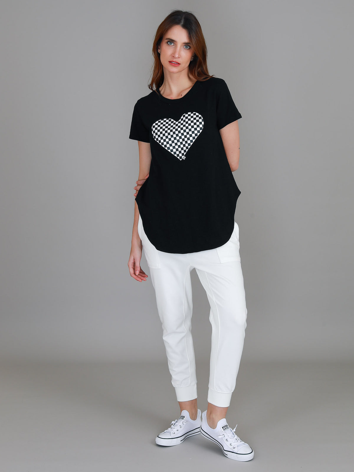 check heart tee black