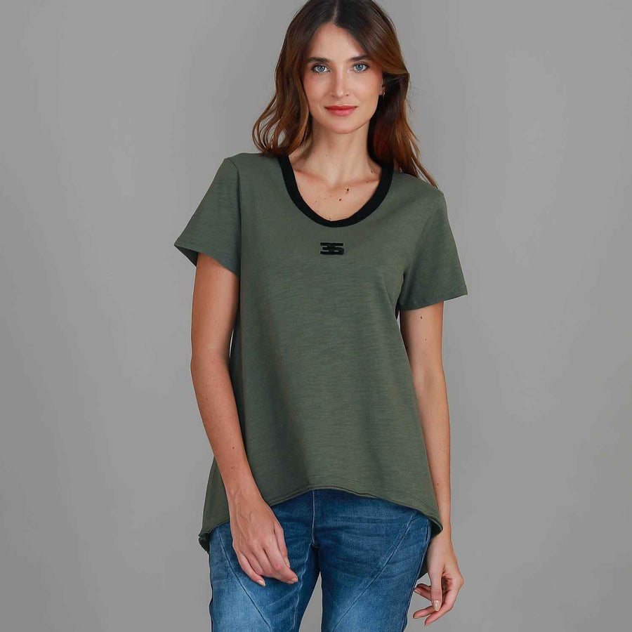 Hellen 3S Logo T Shirt size guide