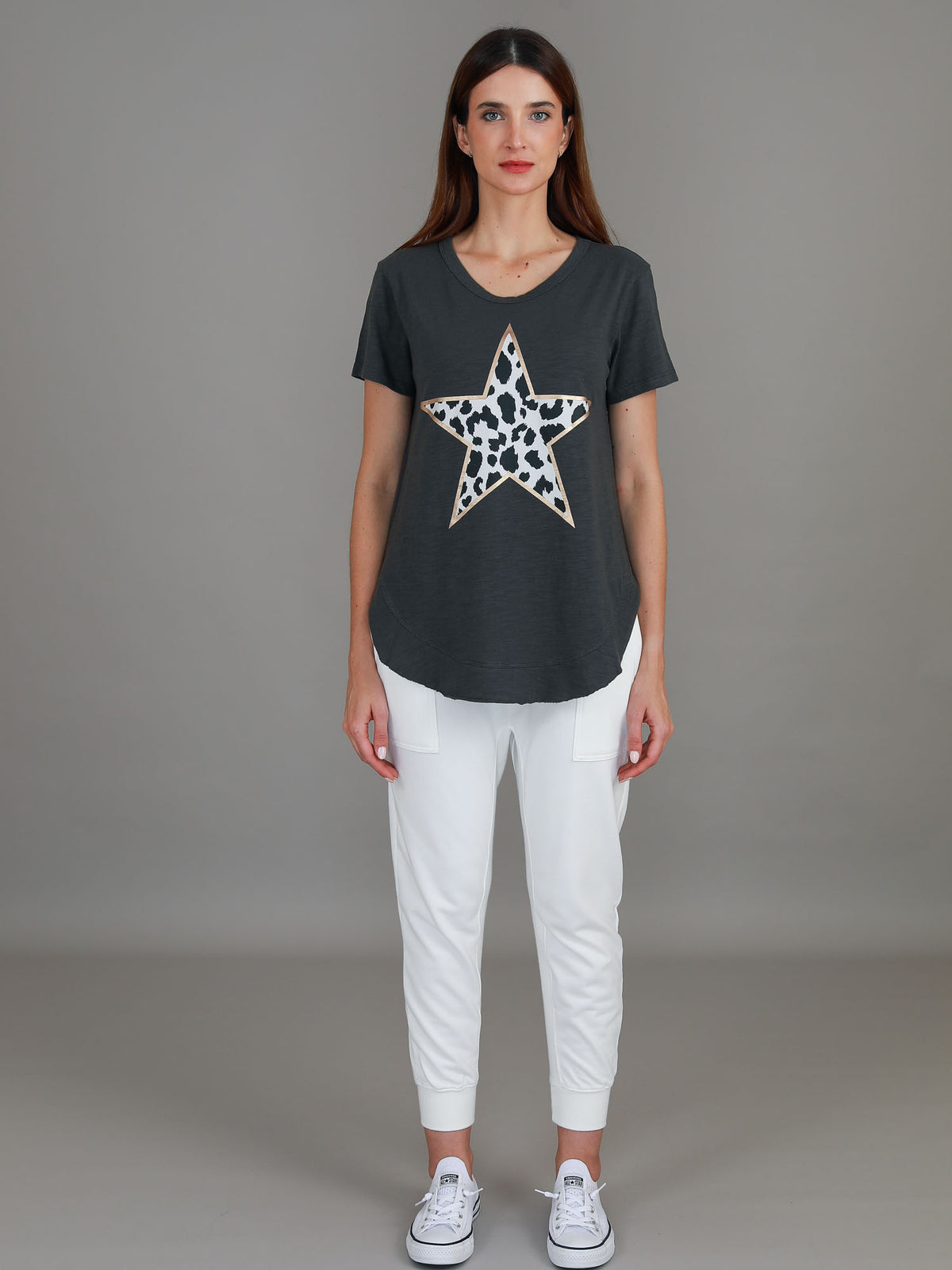grey leopard star tee