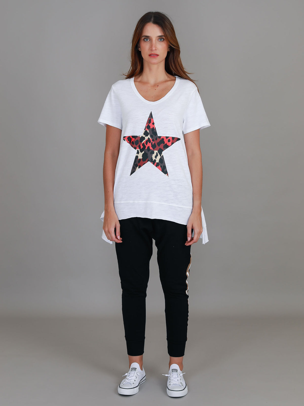 white star print tee