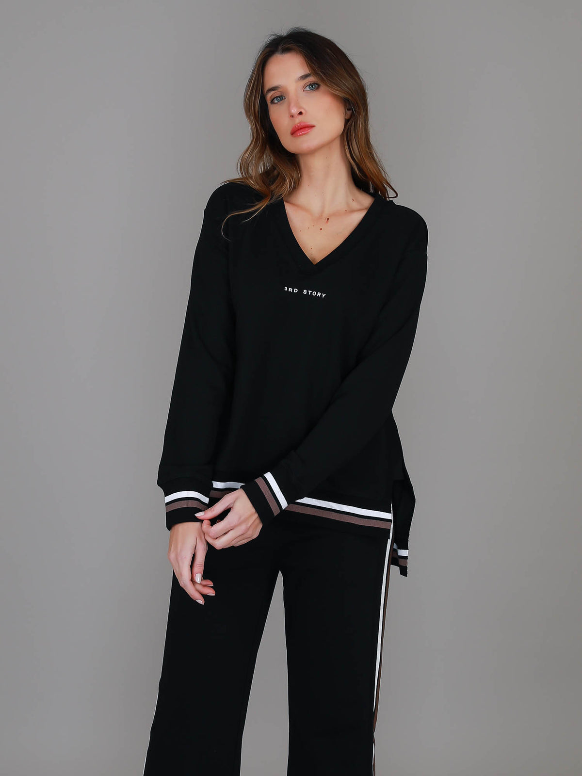 Pammy | Women's Oversized V-Neck Sweatshirt – Cotton French Terry