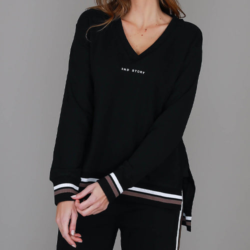 Pammy | Women's Oversized V-Neck Sweatshirt – Cotton French Terry size guide