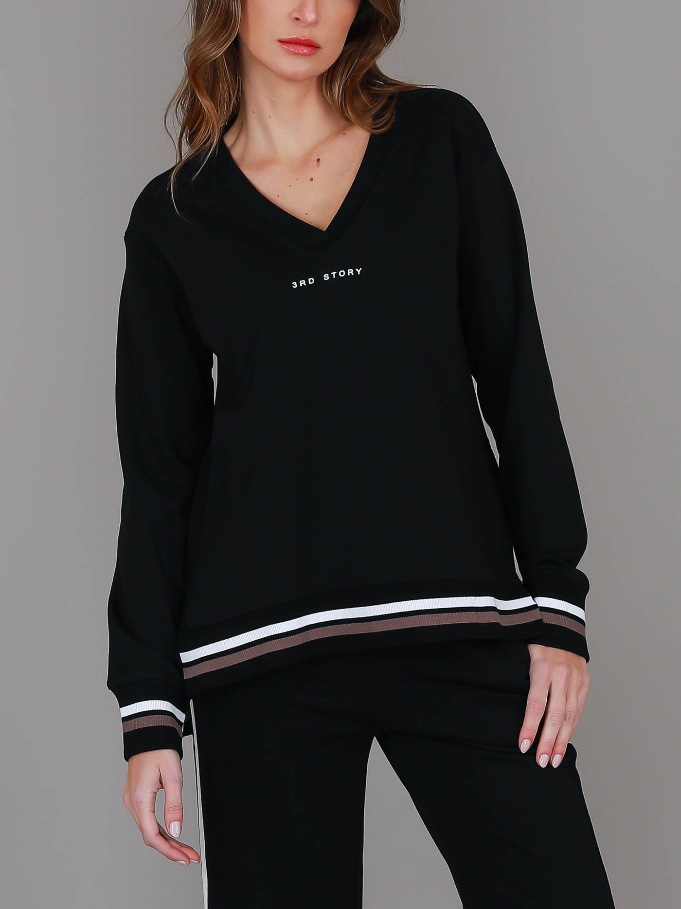Pammy | Women's Oversized V-Neck Sweatshirt – Cotton French Terry