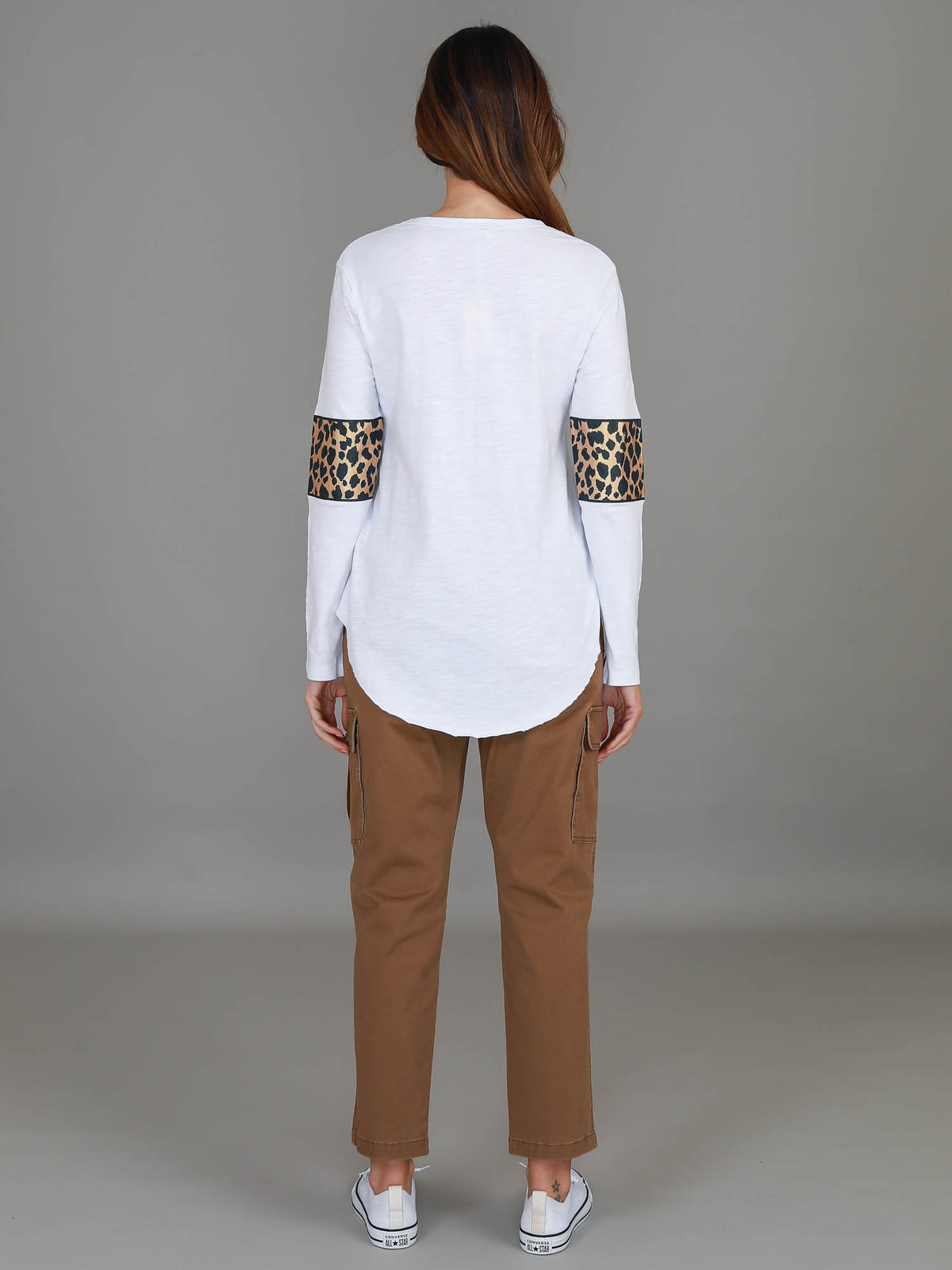white long sleeve tee women