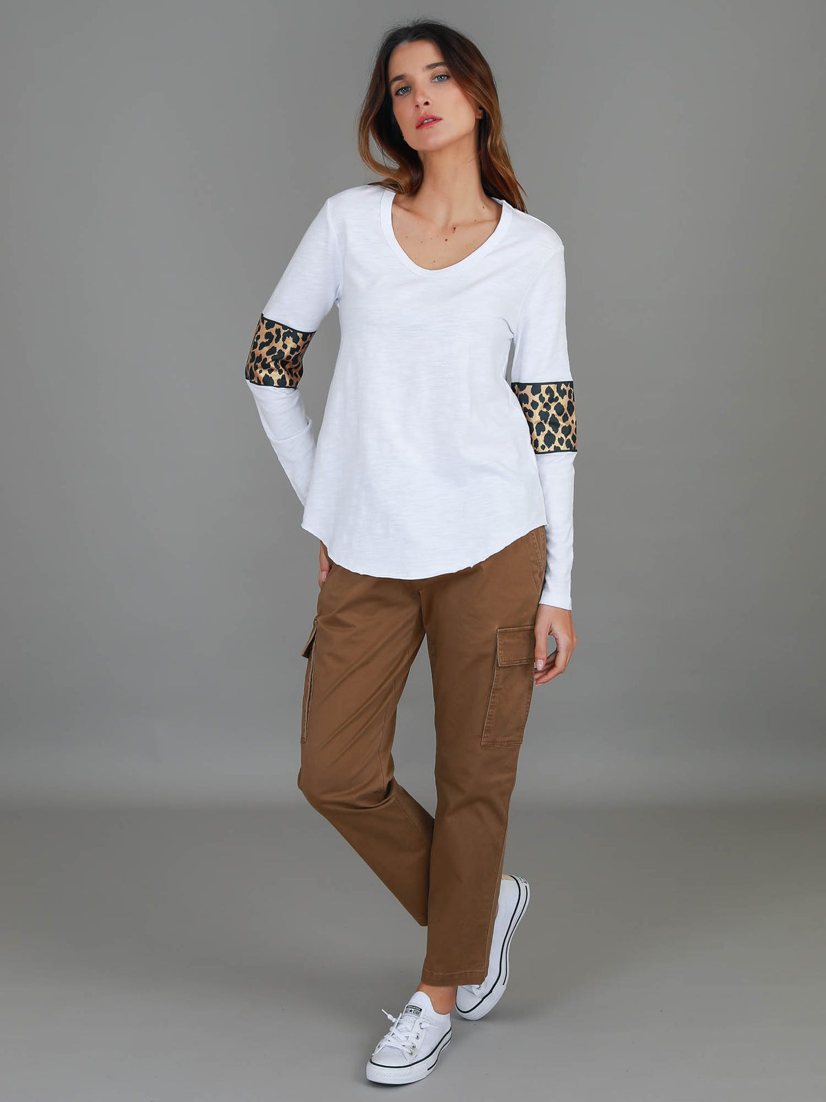 white long sleeve leopard tee