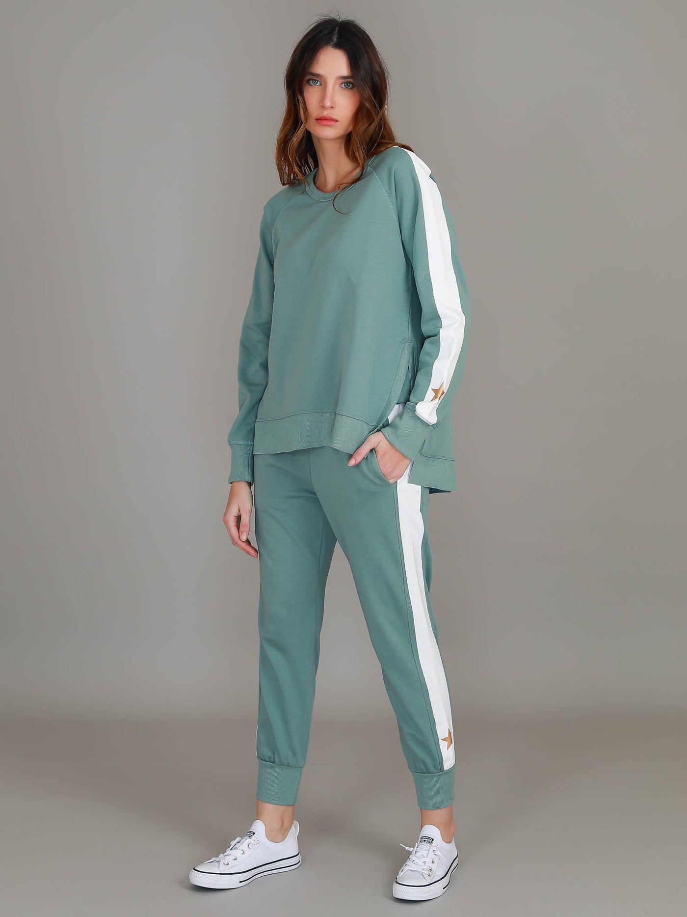 Anna Raglan Sweatshirt