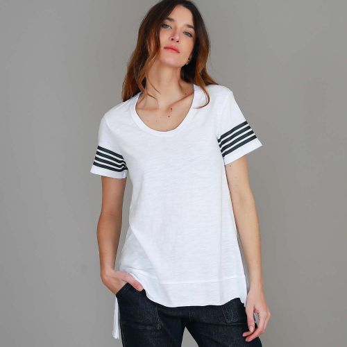 Epping Stripe T Shirt size guide