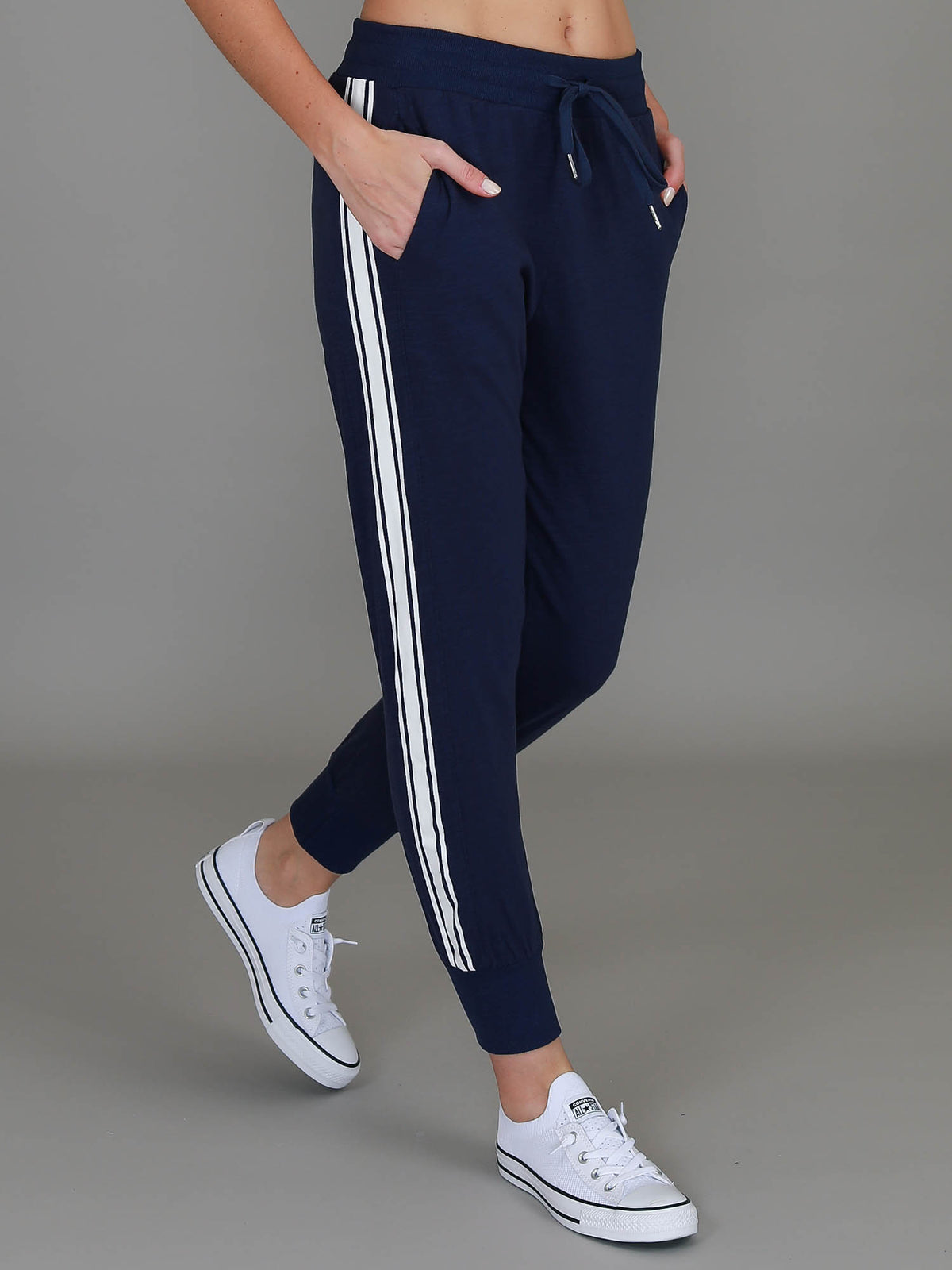 navy jogger pants women