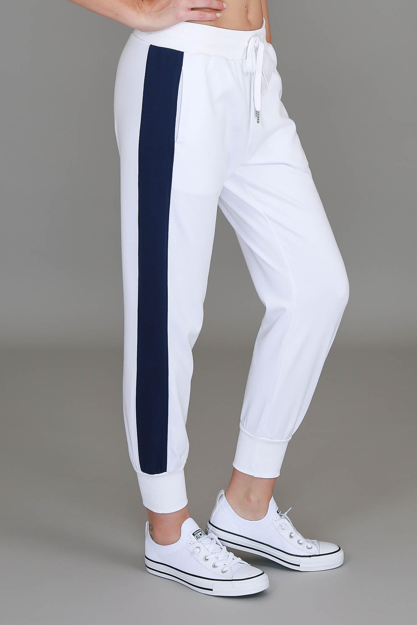 white joggers #color_white