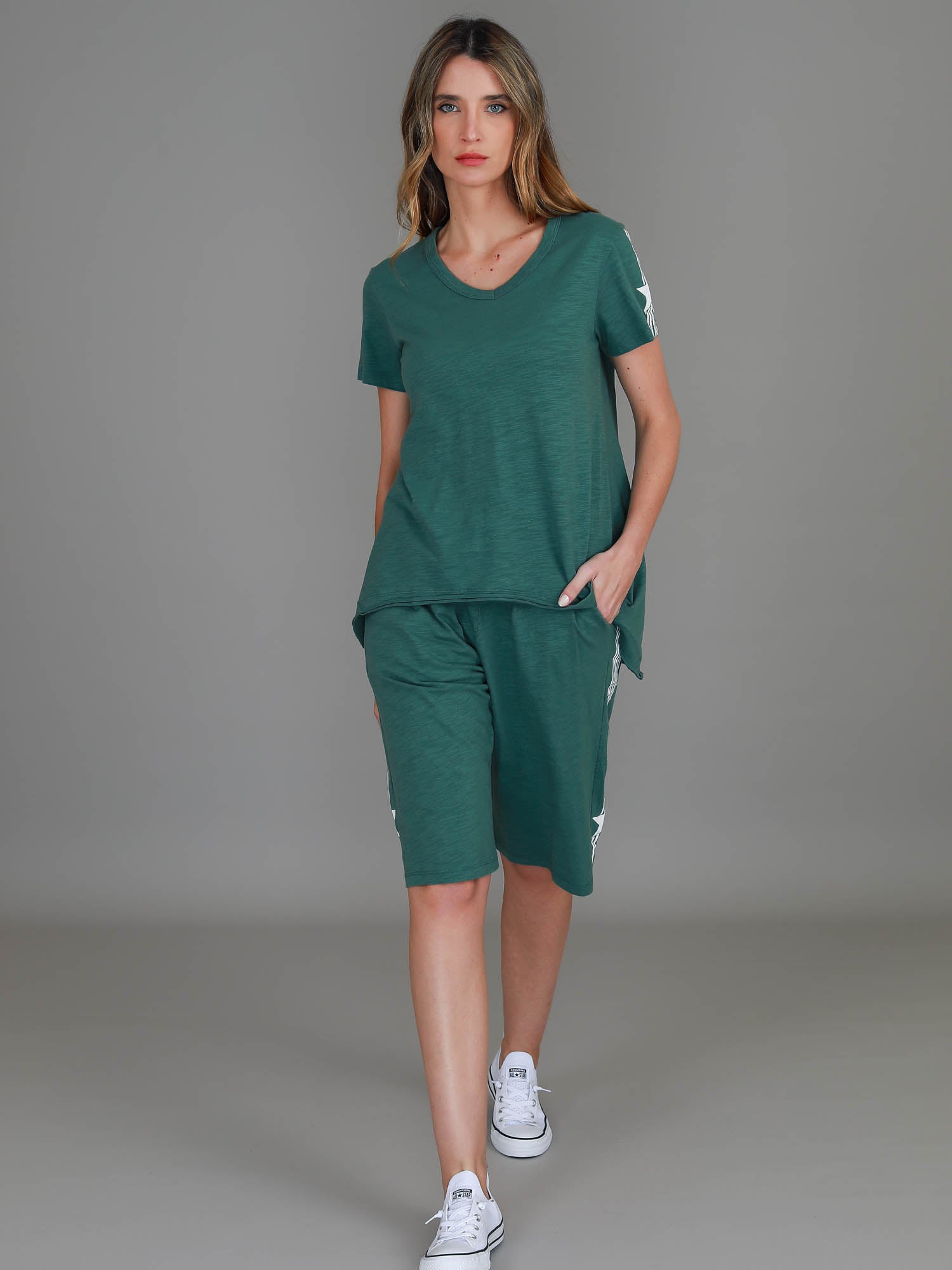 khaki t-shirt womens #color_evergreen
