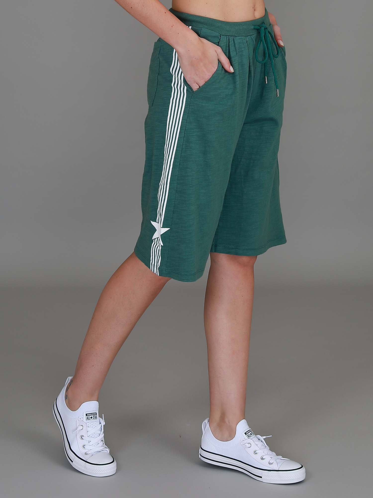 khaki green shorts #color_evergreen