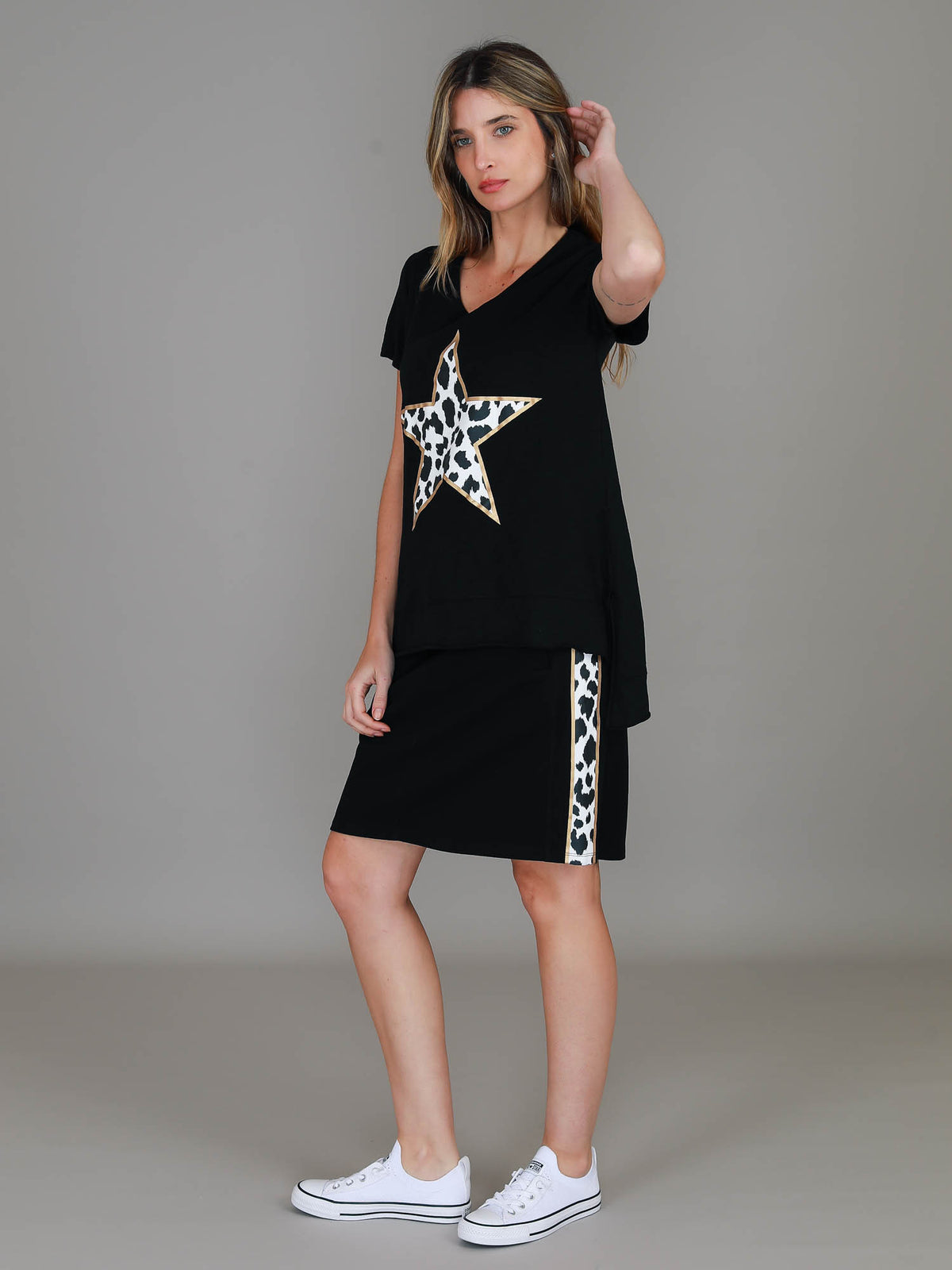 black gold star tee