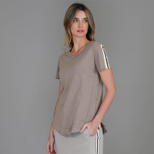 Cher Stripe Curve Hem T Shirt size guide