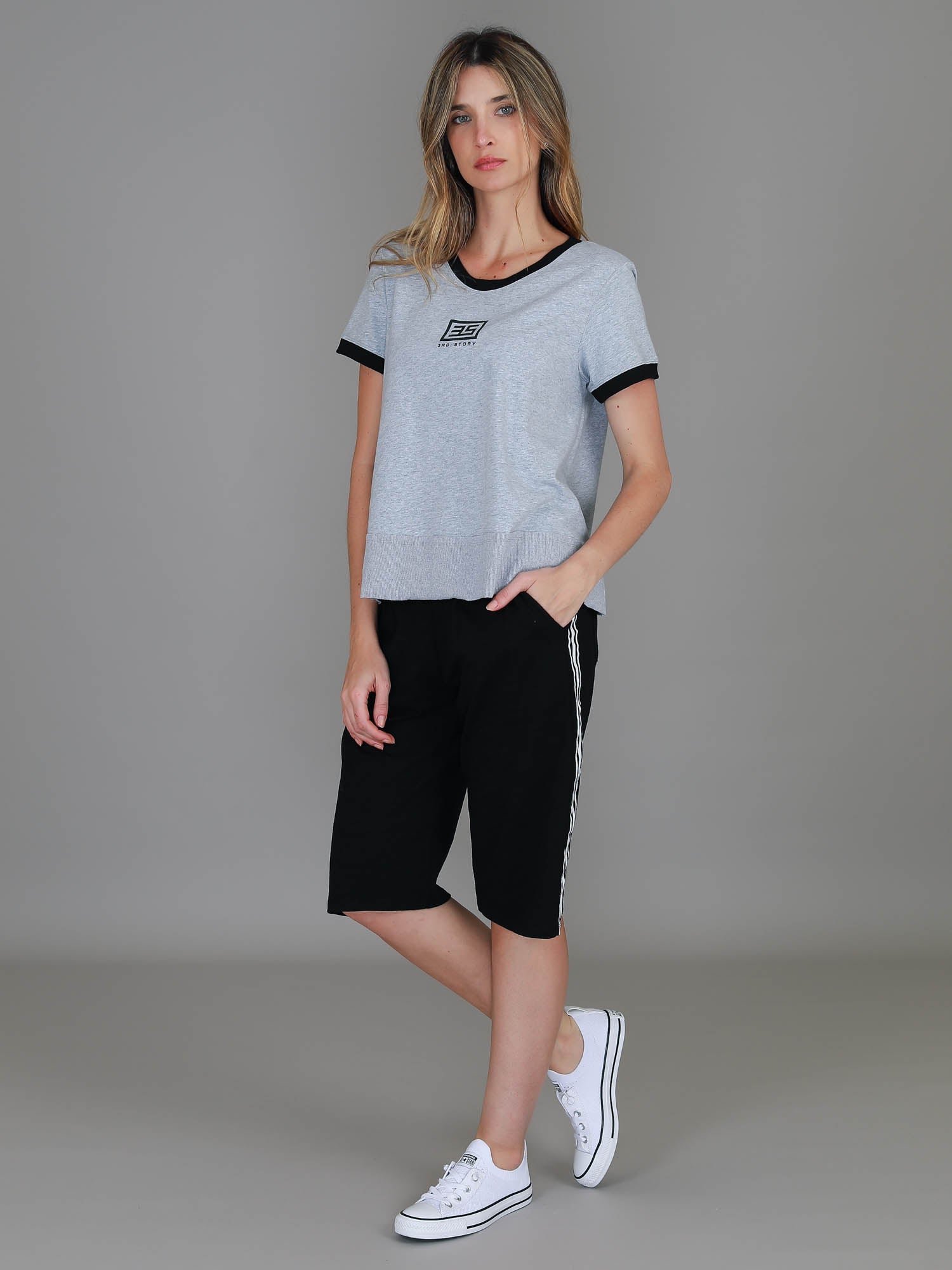 dark grey t-shirt #color_grey marle