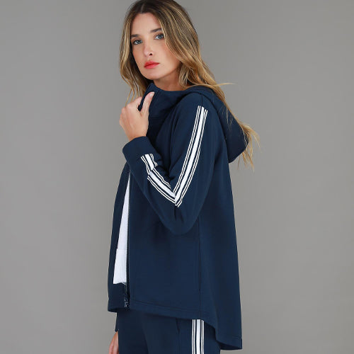 Delta Curved Hem Hoodie Jacket size guide