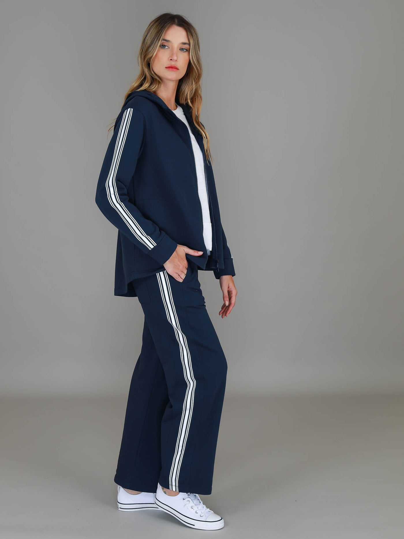 Delta Curved Hem Hoodie Jacket