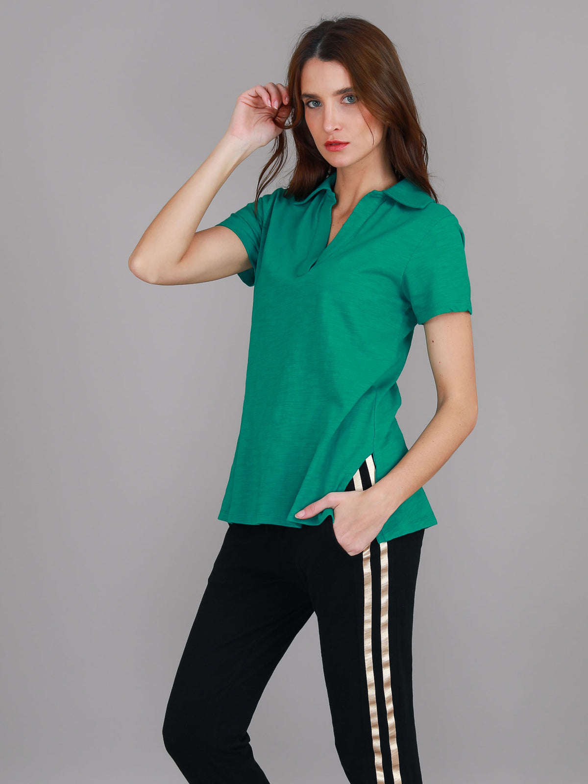green collar polo tee