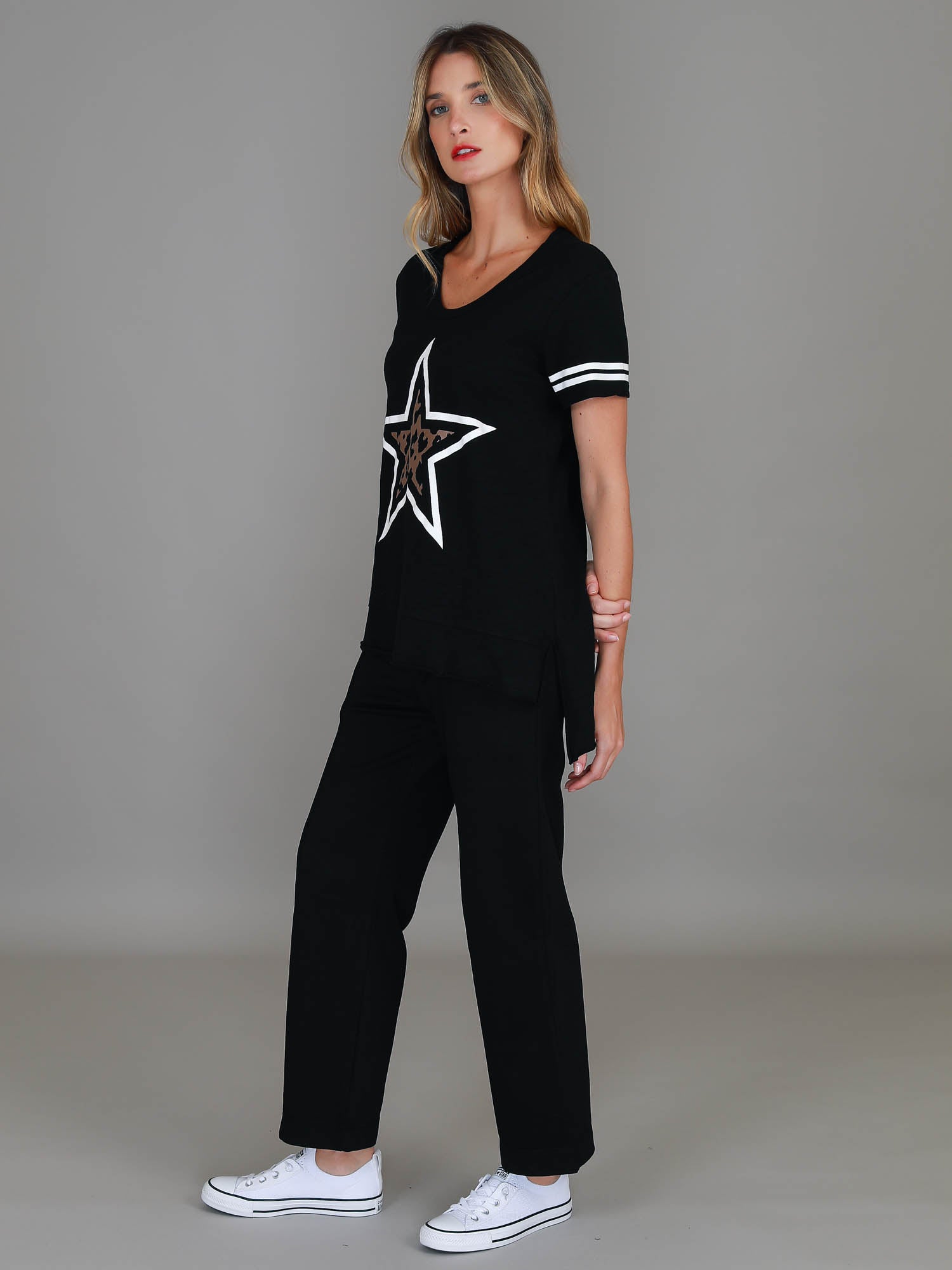 black tshirt #color_black