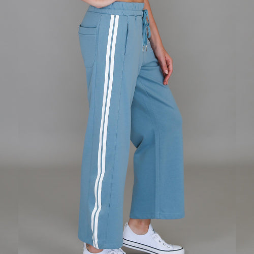 Pammy Stripe Straight Leg Sweatpants size guide
