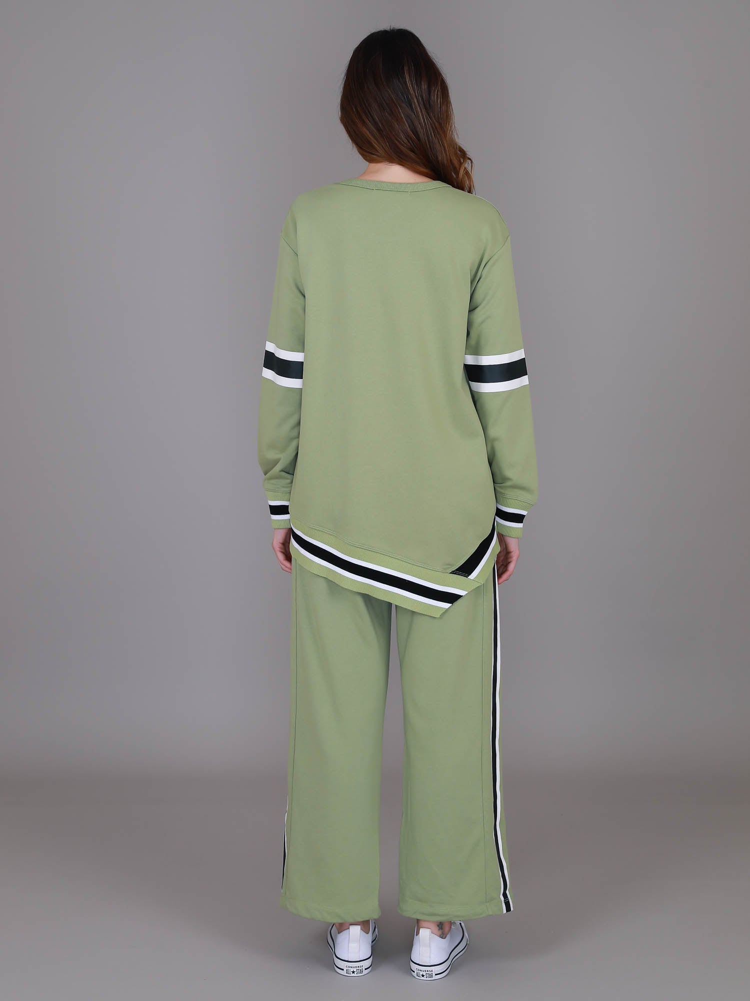 wasabi green sweatshirt #color_wasabi green