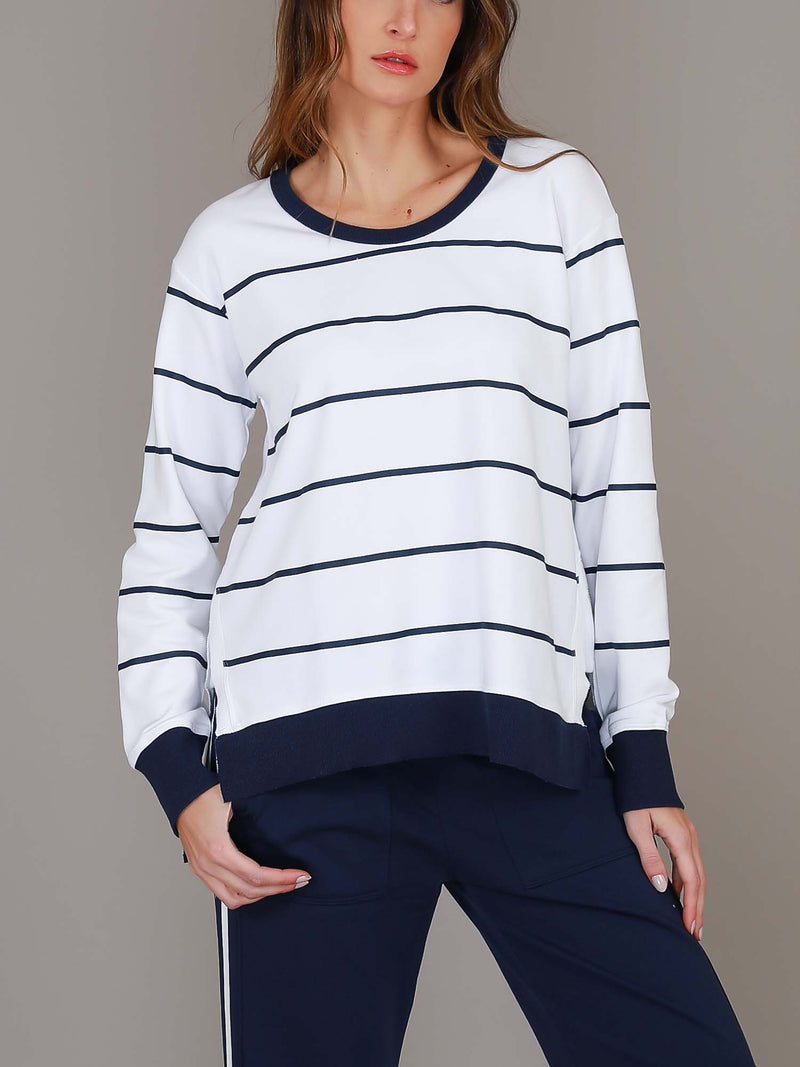 white jumper #color_white