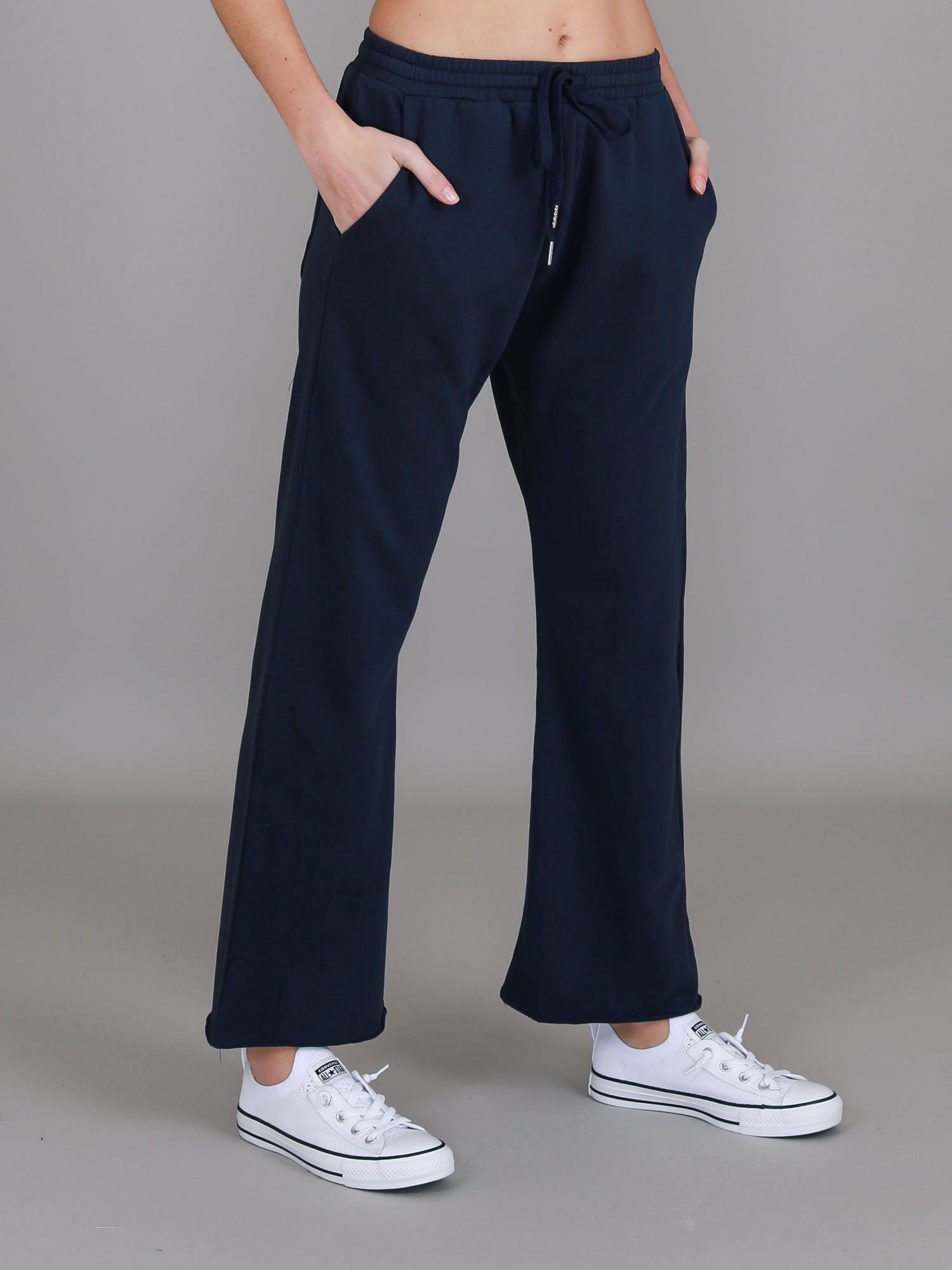 navy blue wide leg sweatpants #color_ink