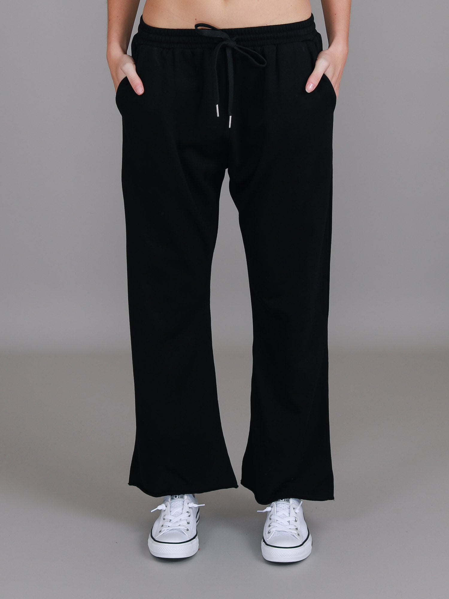 wide leg fleece sweatpants #color_black