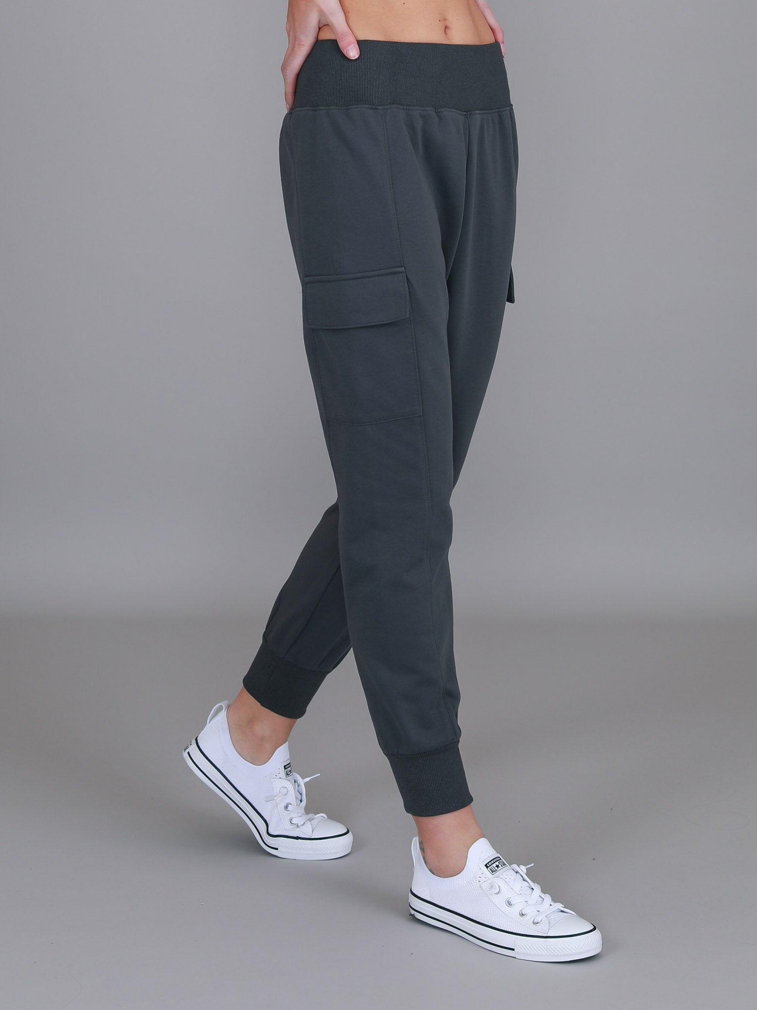 essential track pants #color_charcoal