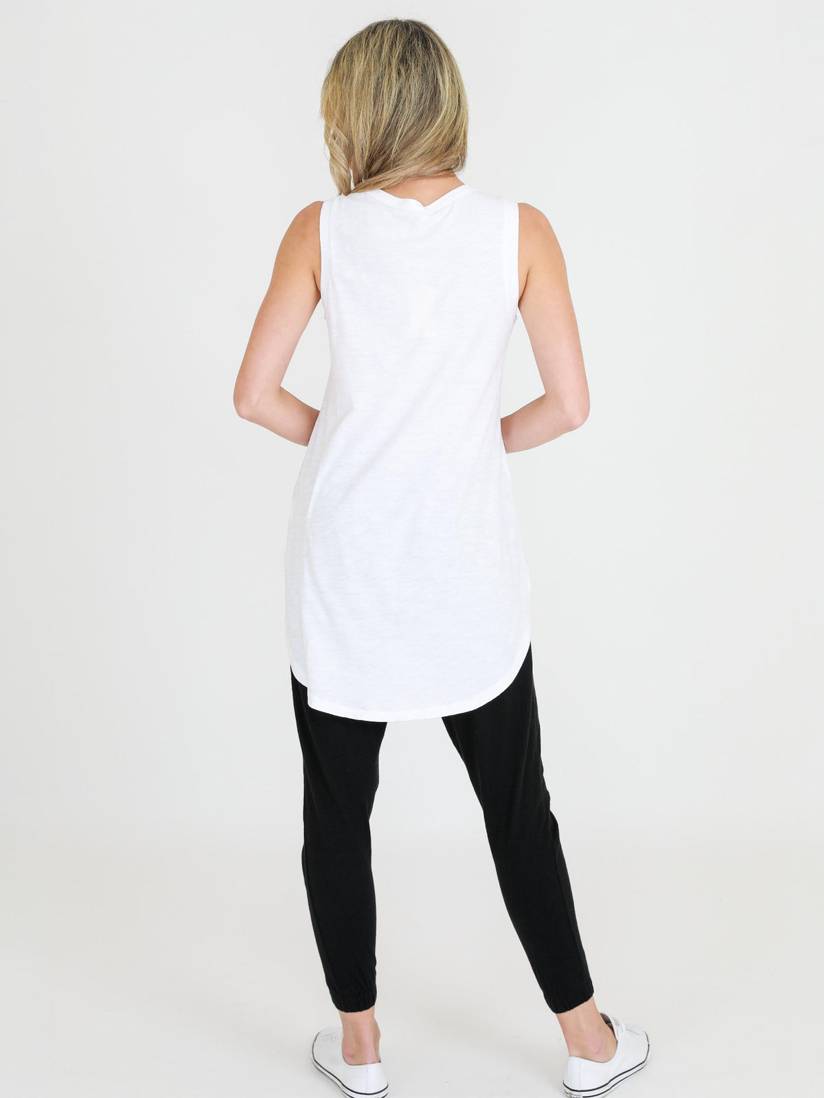 longline tank top women #color_white