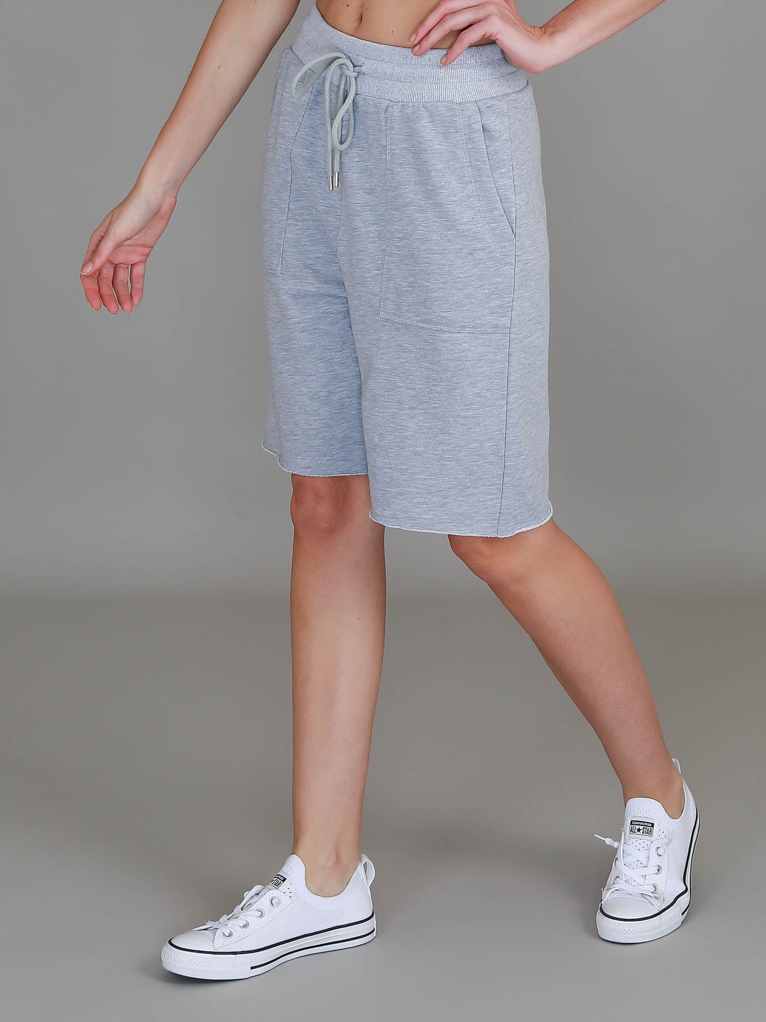 women's knee length shorts #color_grey marle