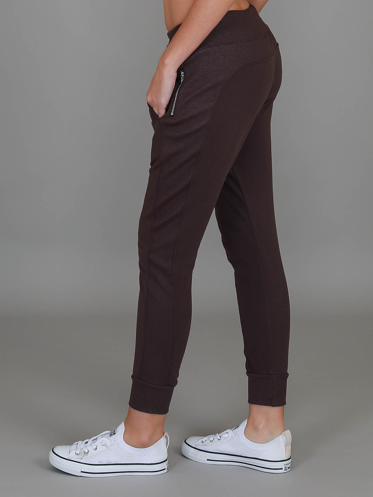 gym sweat pants
