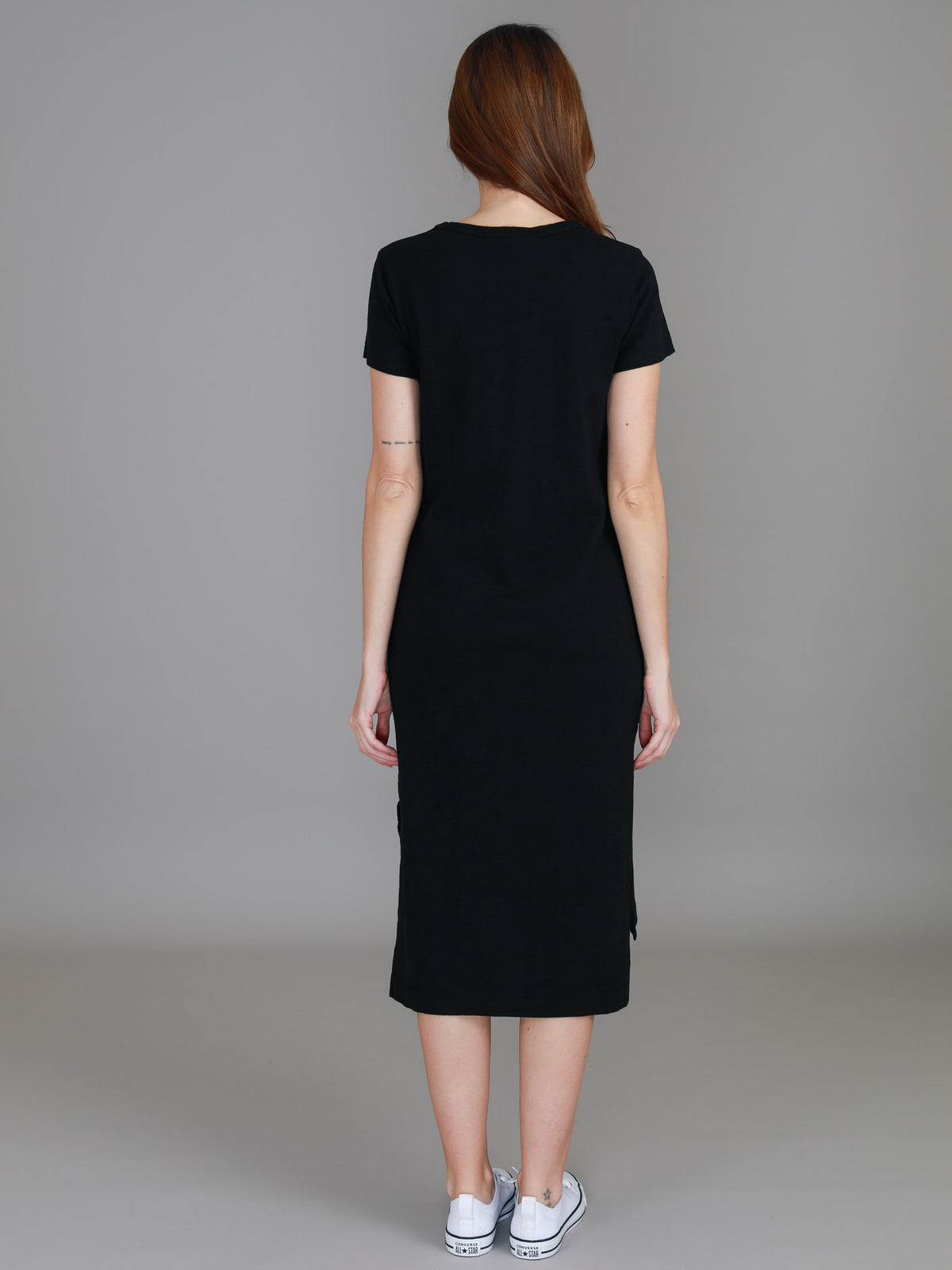 black relaxed midi dress