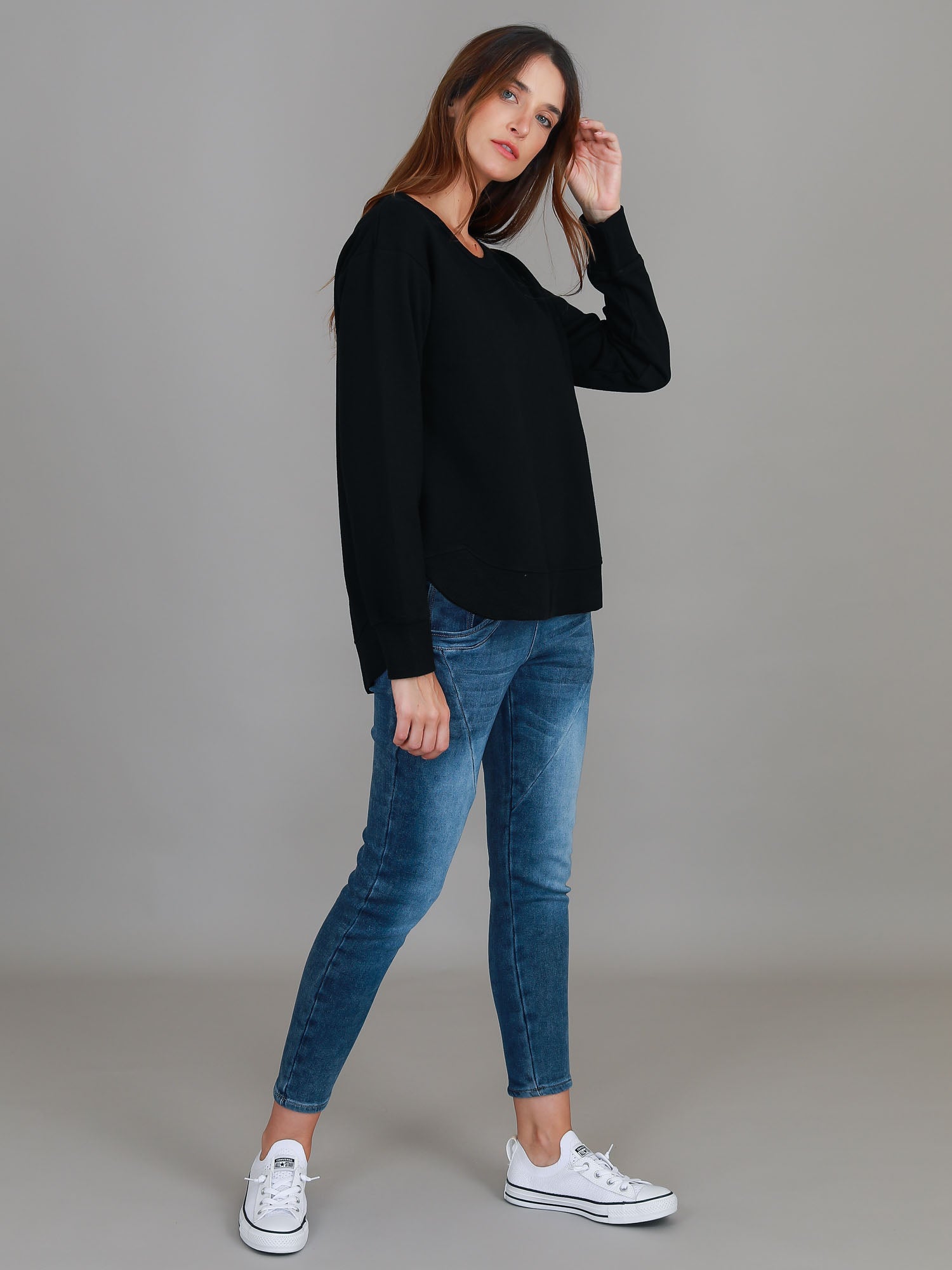 women's sweaters #color_black