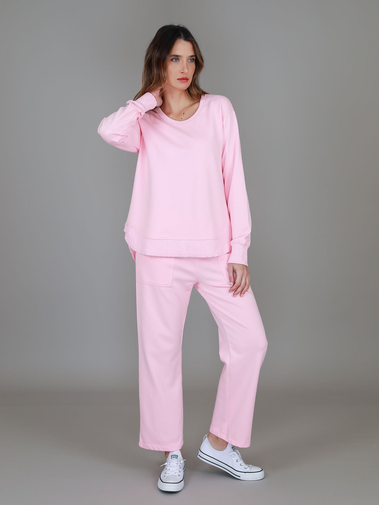 pastel pink sweatshirt #color_powder pink