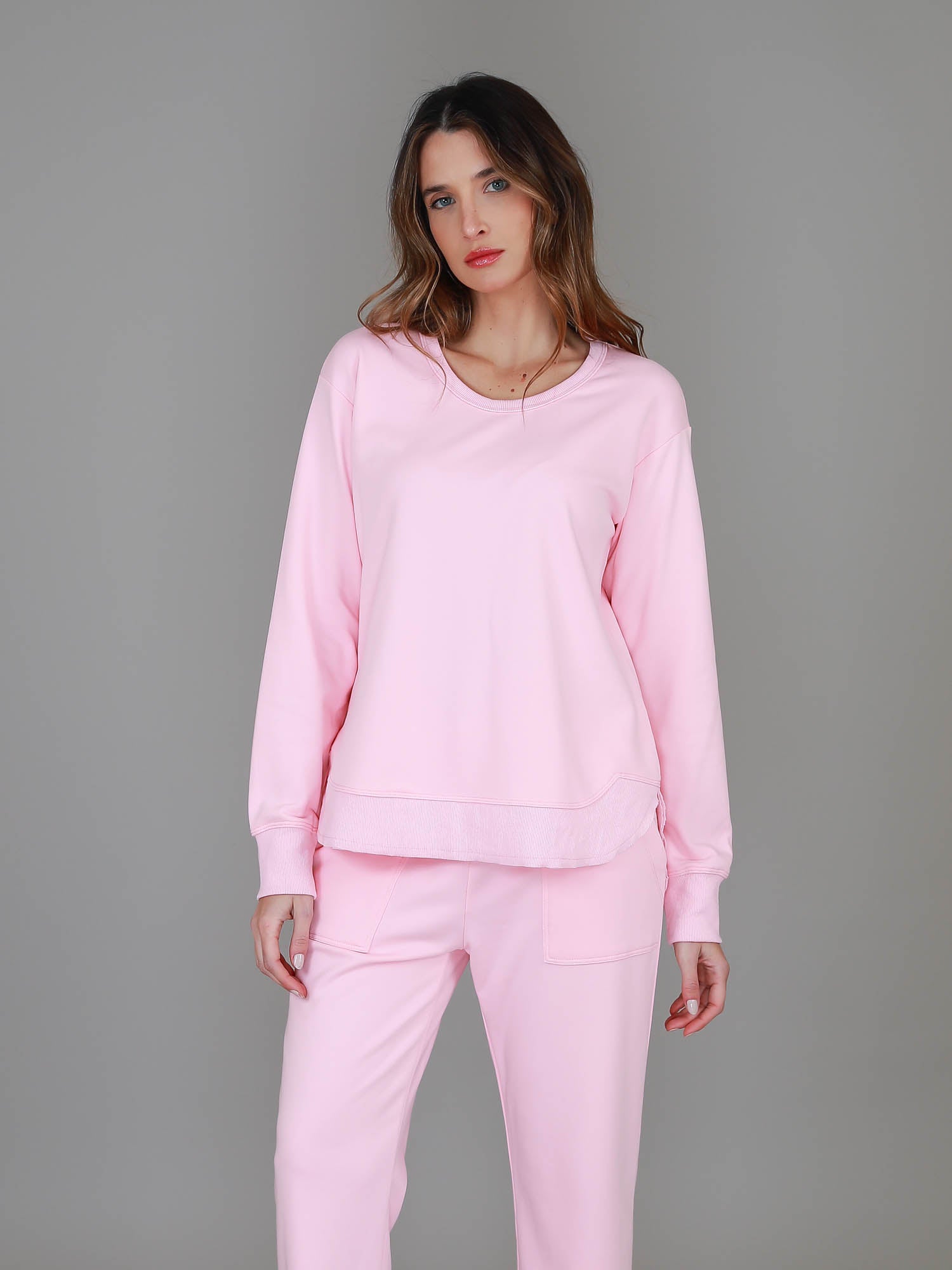 pink oversized sweatshirt #color_powder pink