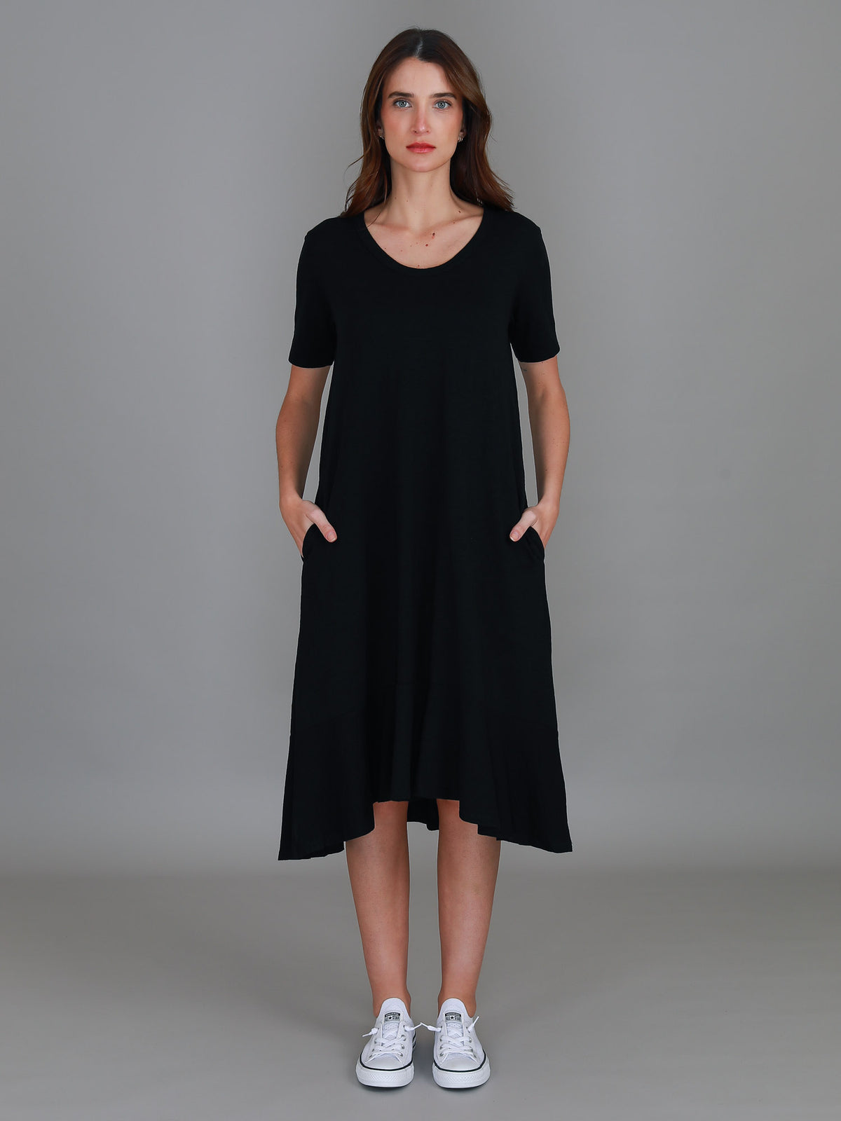 black pocket dress