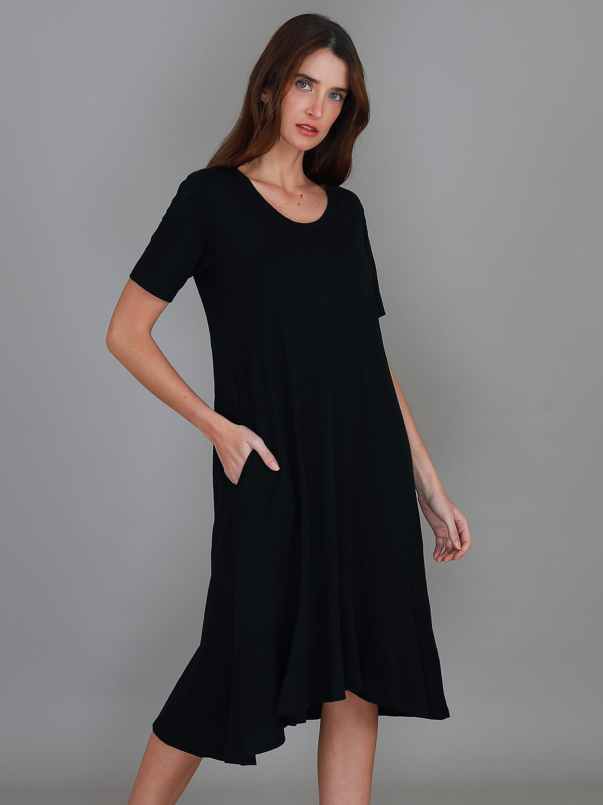 black knee length dress
