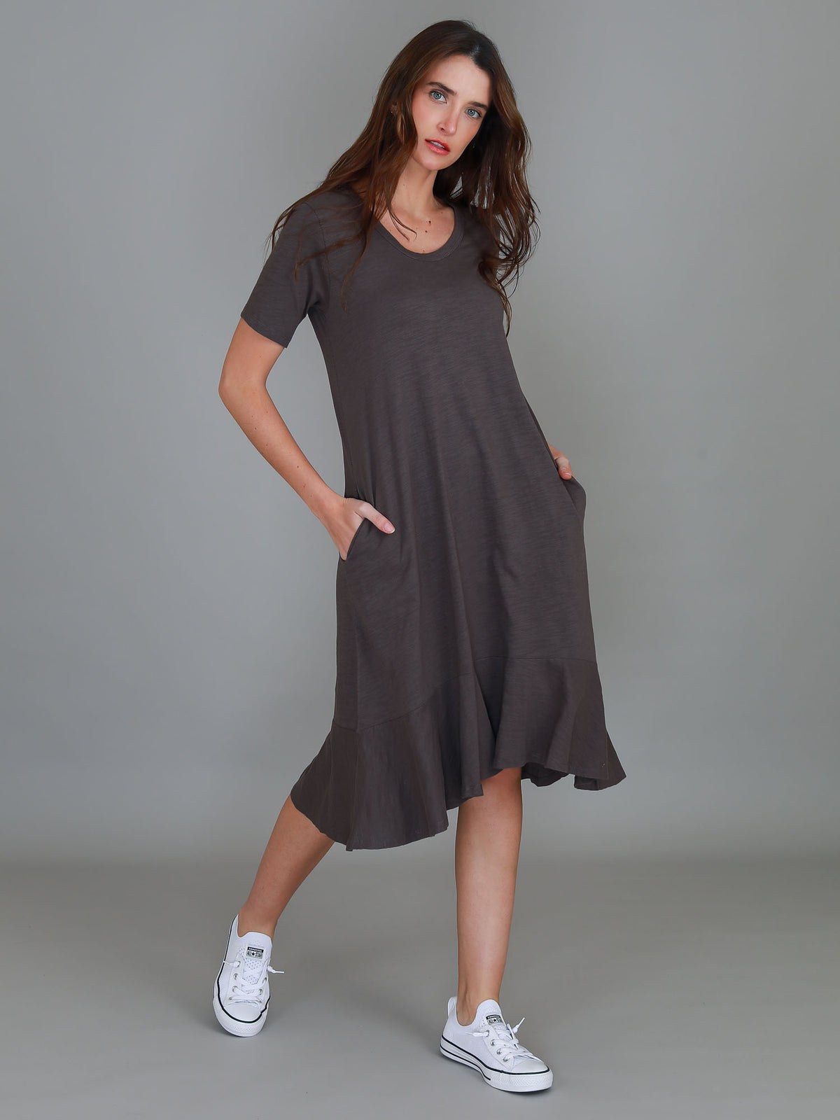 brown short sleeve dress