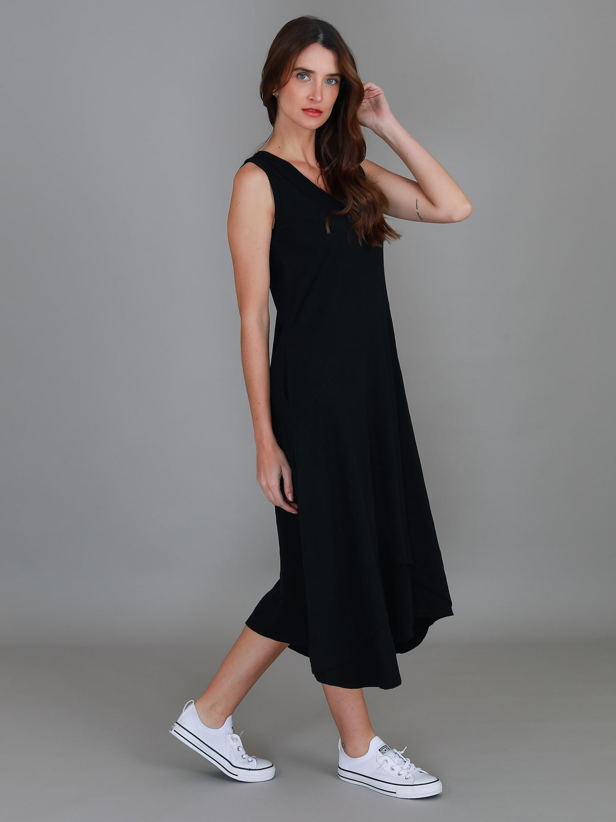 black layered hem midi dress