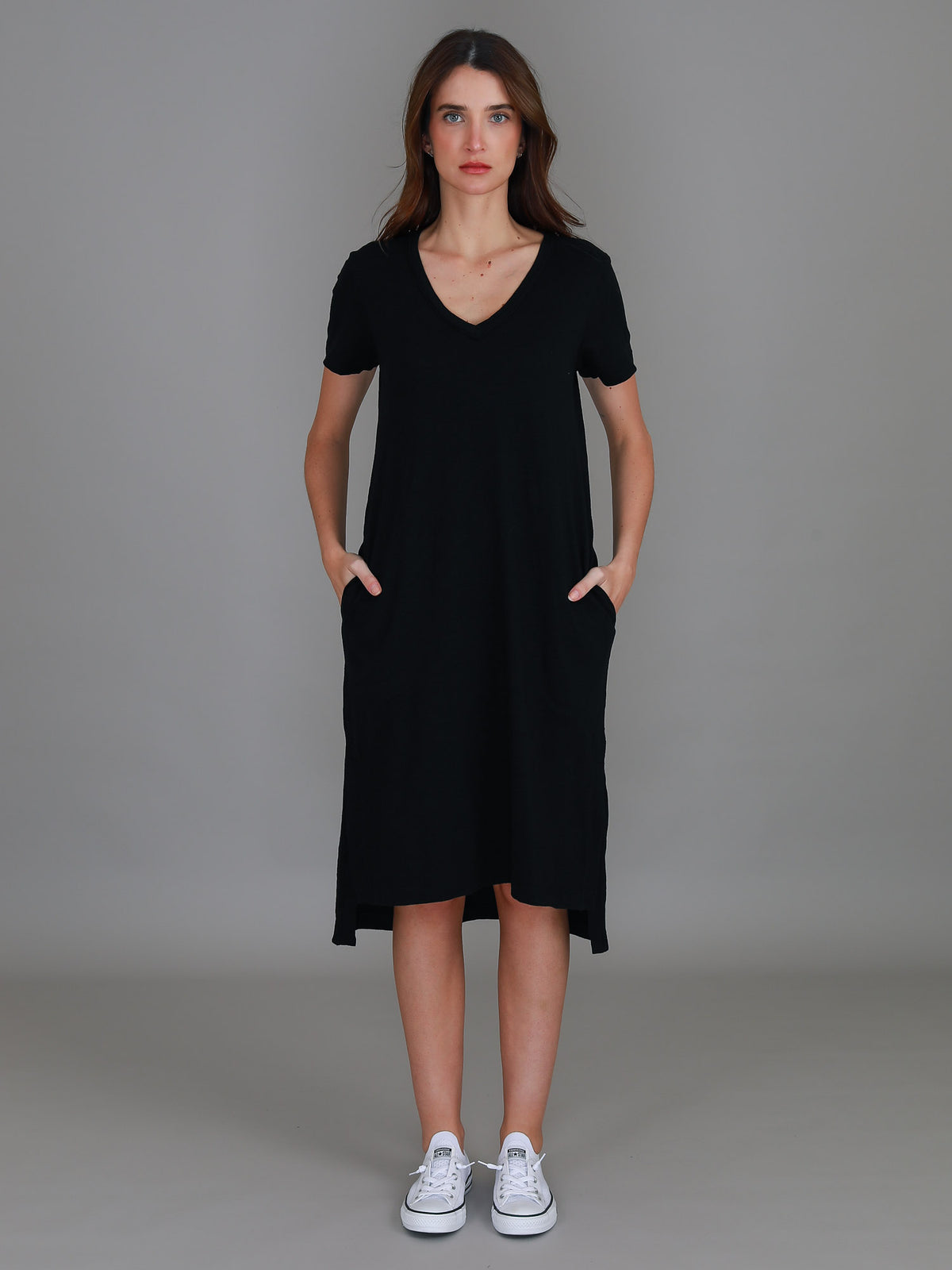 black short sleeve v neck dress