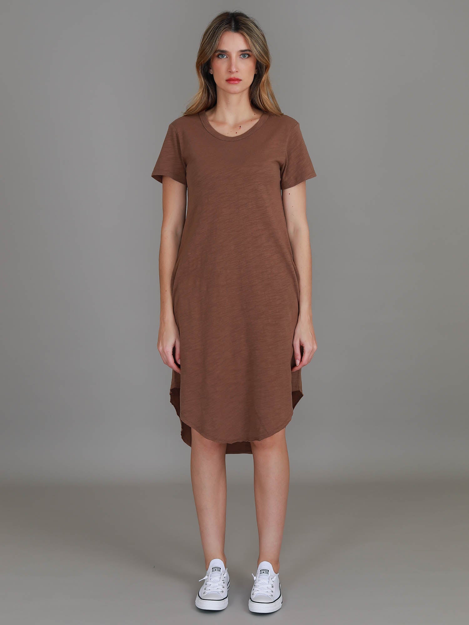 brown dress with sleeves #color_fudge